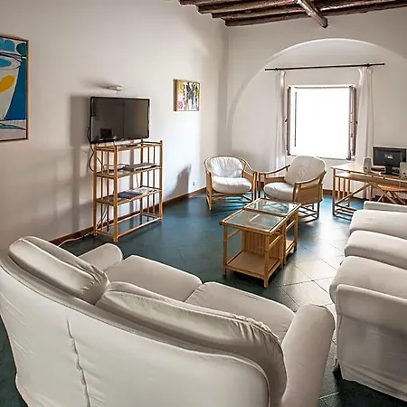 Meligunis Hotel