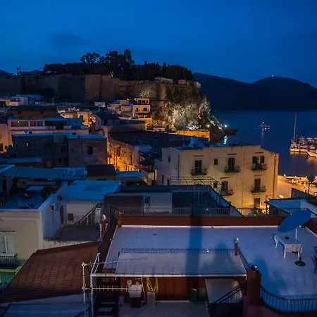 Meligunis מלון 4*