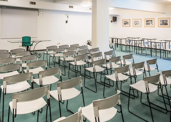 Отель Meligunis