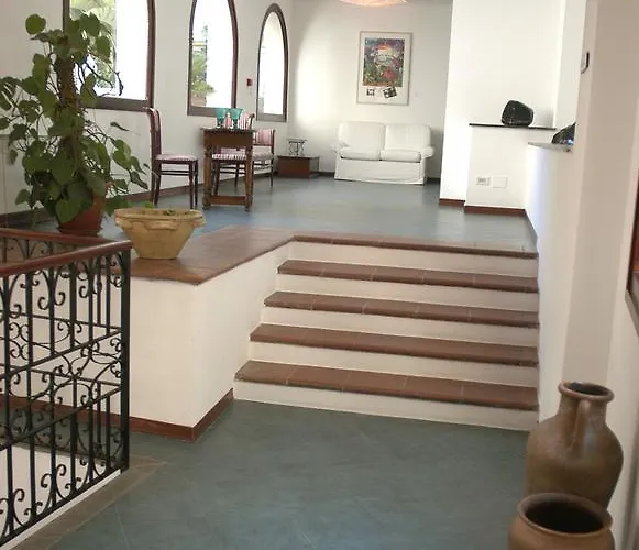 Meligunis Отель 4*